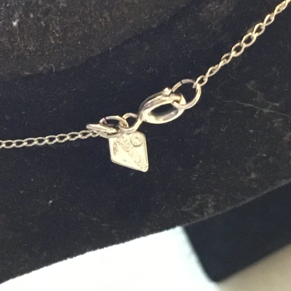 Sarah Coventry necklace w/ swirling pendant - Picture 8 of 12